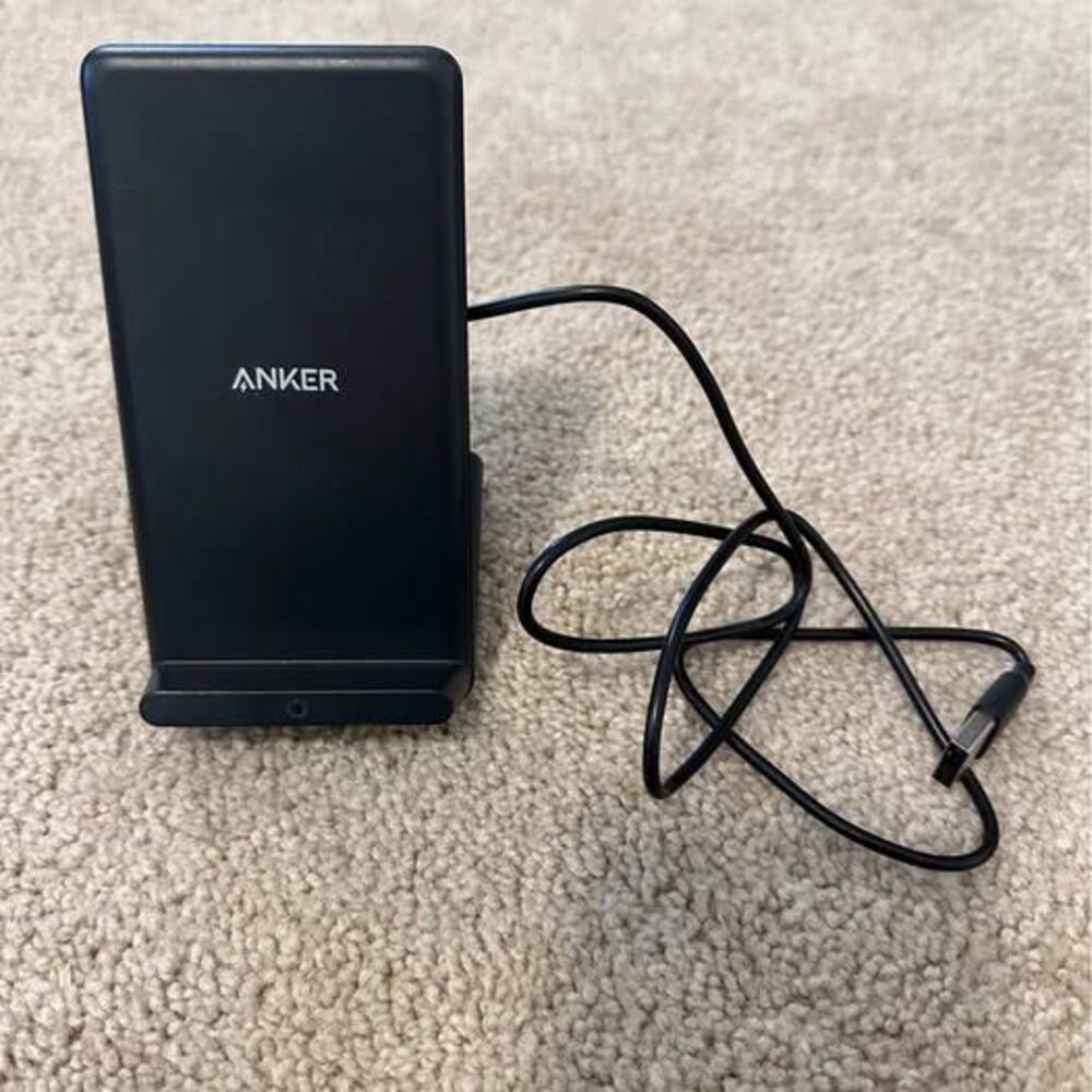 Anker Wireless Charging Stand